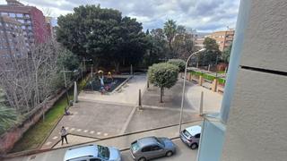 Appartement à Piscinas. Amplio piso de 116m2 exterior soleado con vistas a un parque. al