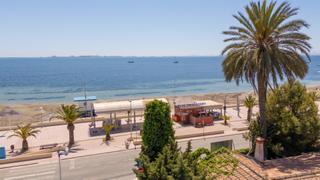 Casa adossada a Calle magnolias 4. Casa de playa 2 bedroom 2 bathroom totalmente reformada con vist