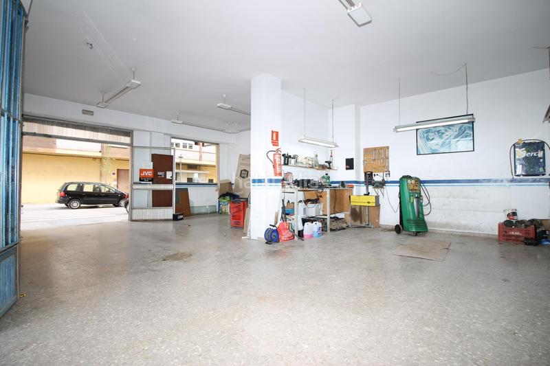 Foto 53f8d059-5ca2-4f26-9beb-c4f1deb13cd1. Geschäftsraum in calle rio bidasoa 2 in Torrefiel Valencia