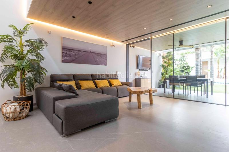 Foto eabc4a78-51fb-42f3-a2e3-f0b8409a633d. Casa  moderna en bonrepos i mirambell en Bonrepòs i Mirambell