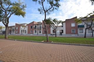Reihenhaus in Puçol Ciudad. Venta adosado en puzol