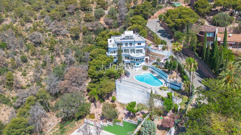 Foto c9f6062b-548b-4de1-92e1-542100fc80e5. Chalet villa de lujo con vistas al mar en monasteriosel picayo un oasis de elegancia y confort en Sagunt
