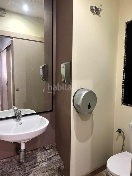 Foto 7892caee-cc10-4a40-b010-9549c68ed57c. Locale commerciale in calle de jesús 8 in La Roqueta Valencia