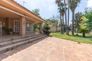 Xalet a La Cañada. Magnífica casa en venta en la cañada