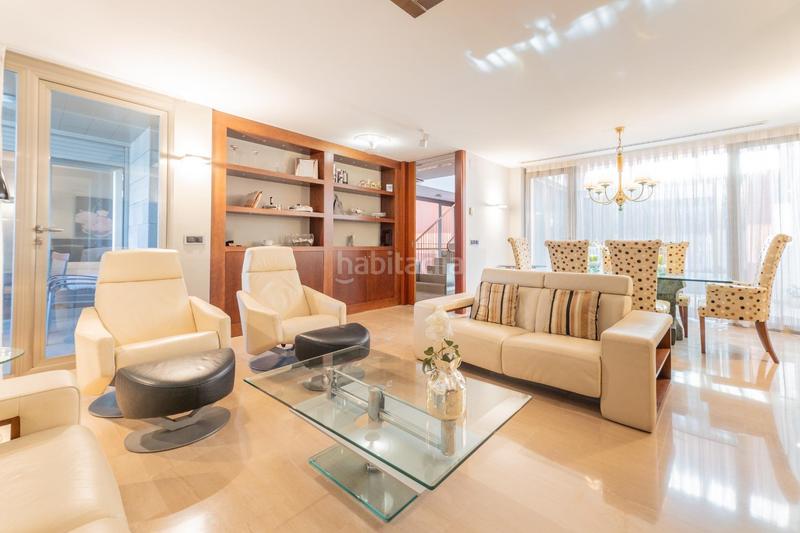 Foto 2252867b-fcfc-4014-a9d3-477f8c001a42. Casa exclusiva casa en el corazón de gandía lujo, privacidad y ubicación sin igual en Gandia
