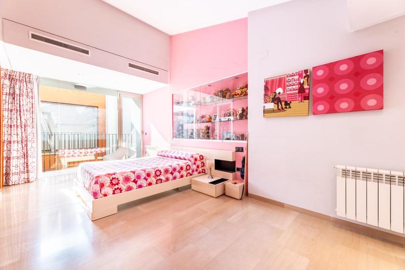 Foto f74cb0a3-05a4-4dee-b10c-e4d0d41f74a1. Casa exclusiva casa en el corazón de gandía lujo, privacidad y ubicación sin igual en Gandia