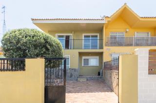 Maison jumelée  Blasques 14 14. Chalet adosado reformado con encanto en urbanización privada les