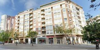 Lloguer Pis  Avenida cardenal benlloch 47. Piso amplio en buenísima zona un barrio con mucha vida