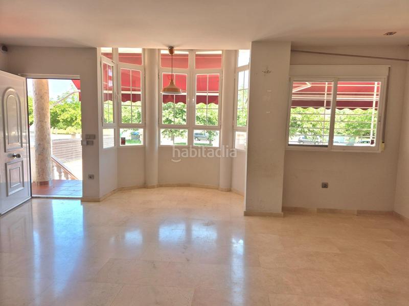 Foto 22d7d1c9-fcb9-4814-a518-3d7d30a4a35a. Casa a schiera con riscaldamento parcheggio piscina in Gandia