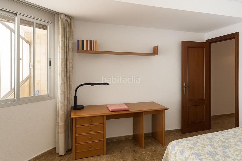 Foto 4ee8edaf-878b-45ad-9a64-d272148ca25f. Piso tu nuevo hogar con luz, espacio y buena seguridad en la consolidada avda. burjassot en Valencia