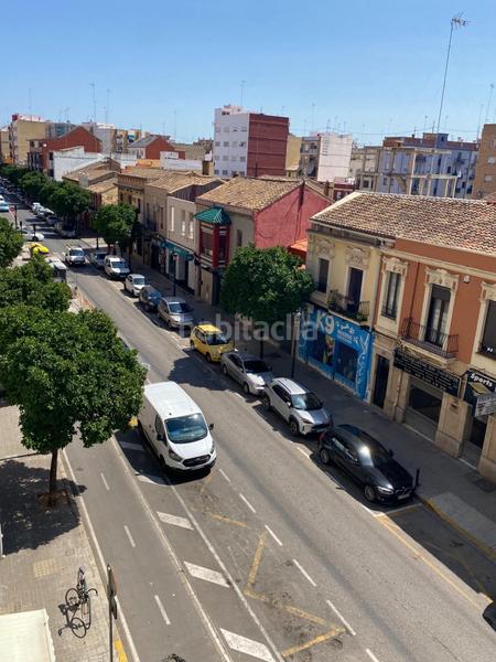 Foto d338158d-13dc-4963-96b3-ad071bd4a333. Piso tu nuevo hogar con luz, espacio y buena seguridad en la consolidada avda. burjassot en Valencia