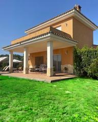 Xalet a Santa Ana. Chalet con encanto en ontinyent  tranquilidad, espacio y calidad