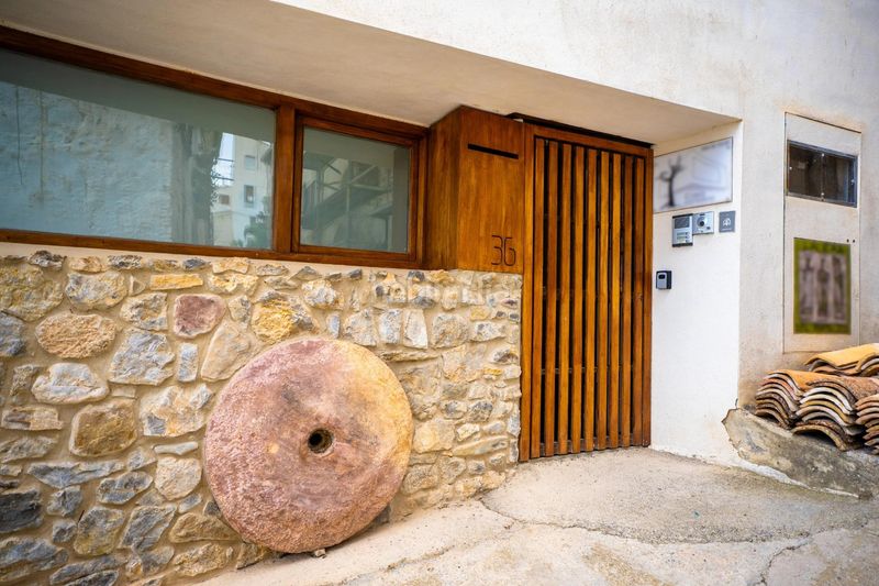 Foto f7736e8d-0592-40d1-87b1-bae4b34f3eba. Masia amb aparcament piscina a Jérica