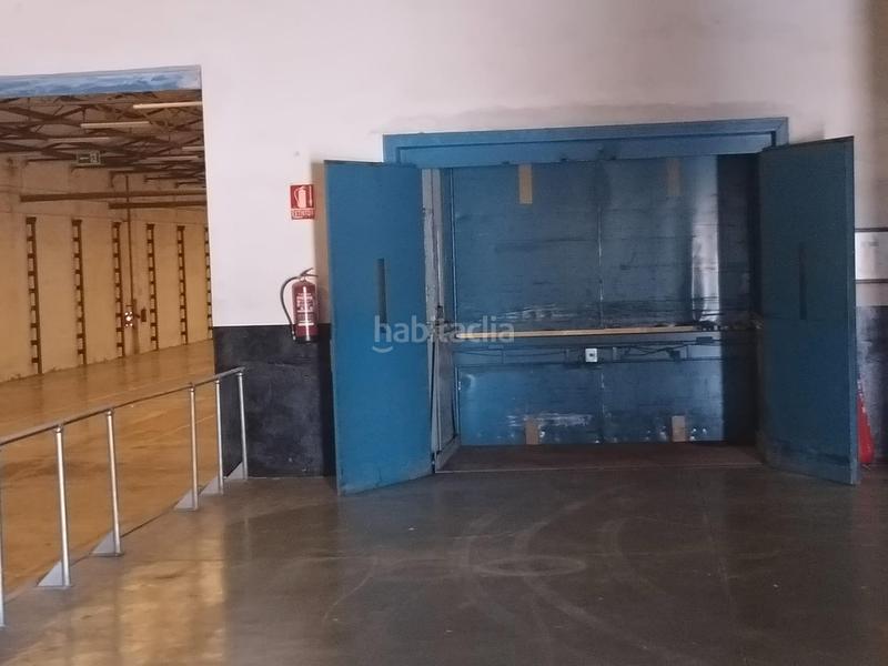 Foto 273b5c0a-bc42-49ec-bacd-bef06bcd516f. Miete fabrikhalle in Quart de Poblet