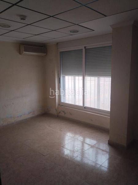 Foto 5420299b-77f4-4427-9c03-89d39d2a4920. Miete fabrikhalle in Quart de Poblet