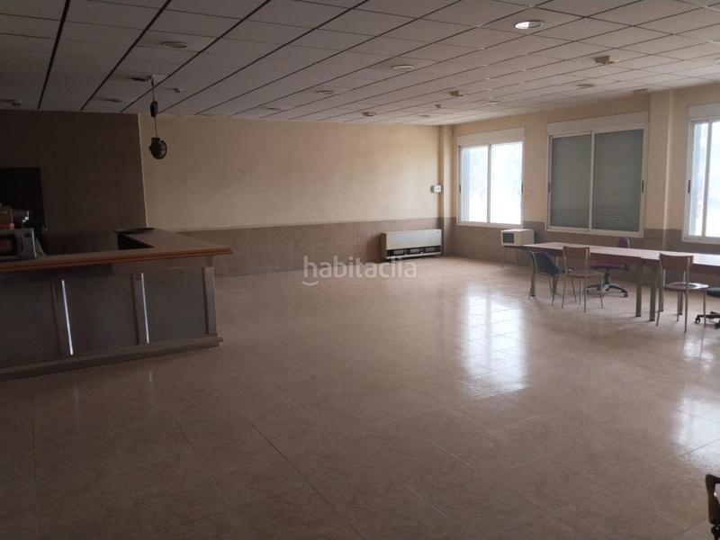 Foto d8f954c1-d97d-43e0-b035-a90c231bd0bd. Miete fabrikhalle in Quart de Poblet