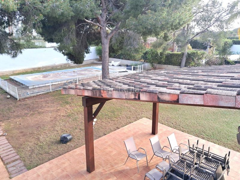 Foto c8028402-fcad-439e-b46b-c90d14eea33d. Xalet amb calefacció aparcament piscina a Serra
