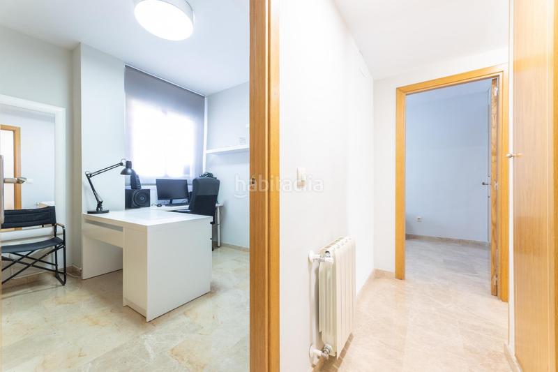 Foto 4d3d9958-0780-4bd1-97a6-393ad6023b65. Ático  dúplex con 2 terrazas , junto al metro!!! en Foios