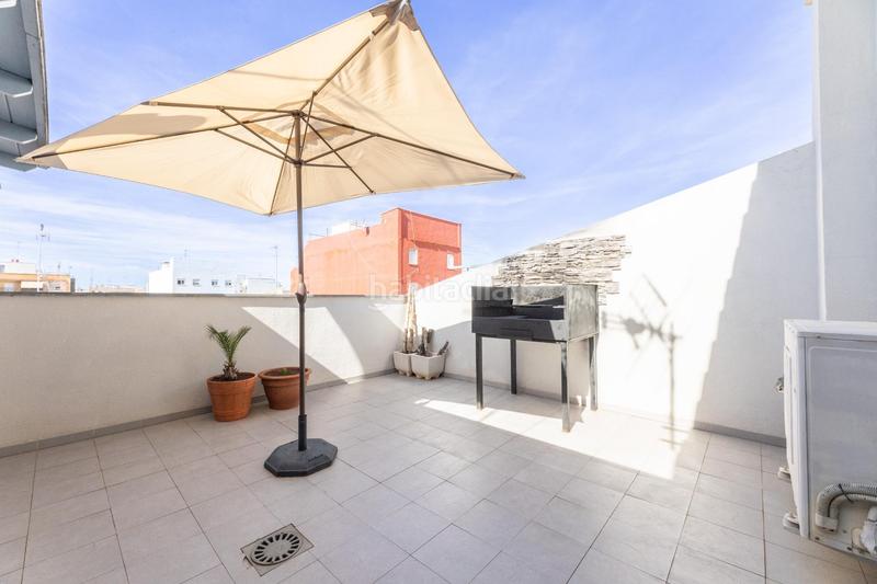 Foto db0bf89b-0cfb-4657-895a-d4d4ced28cce. Ático  dúplex con 2 terrazas , junto al metro!!! en Foios