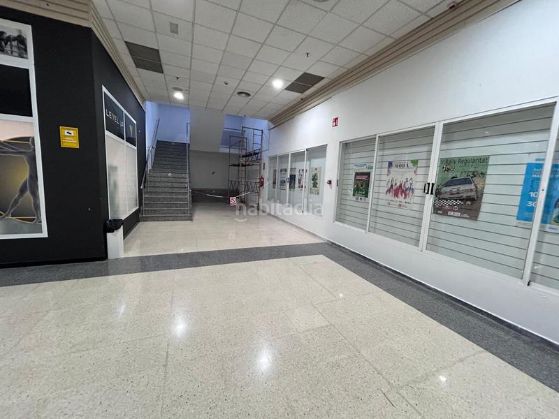 Foto 89c8fa39-cdb8-4d95-b2eb-4fa437d408f9. Local commercial dans Zona Avenida Alta - Auditorio Torrent