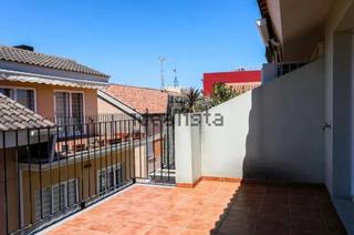 Affitto Casa a schiera in Moncada. Chalet adosado en alquiler moncada  ubicación inmejorable