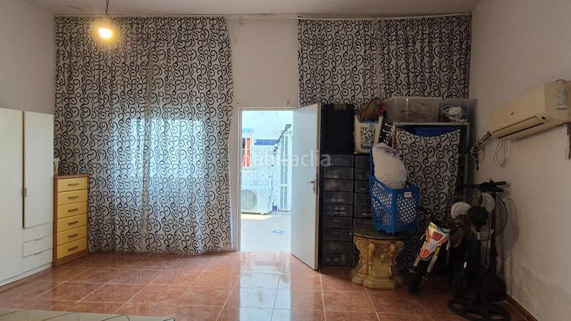 Foto f56f066f-b811-49e0-b3c9-0f48ec3a2584. Flat in en vicent gallart 21 in El Cabanyal-El Canyamelar Valencia