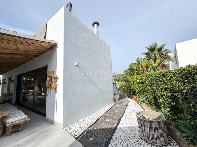 Foto 2fdb3b34-80a3-42ef-aa2b-0788278f4edd. Maison avec parking dans Paichi Moraira