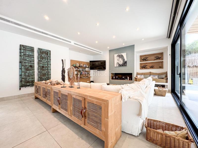 Foto 637b4965-964c-4ae8-b208-cad2d7eb66e7. Maison avec parking dans Paichi Moraira