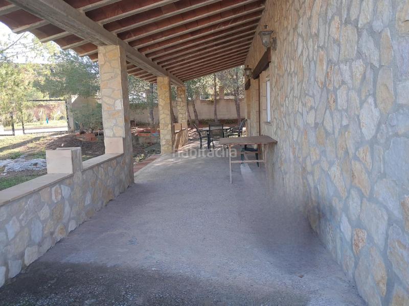 Foto bbe55a60-db02-4e86-b680-9e94413a5ac9. Chalet in calle acàcies 2 in Casinos