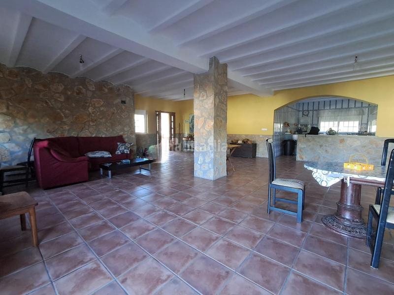 Foto bd5c3ae1-f8ff-4194-985c-ec379aa7cd28. Chalet in calle acàcies 2 in Casinos