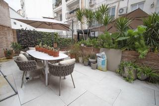 Casa  Calle felix pizcueta. Piso de lujo con terraza exclusiva en felix pizcueta, valencia