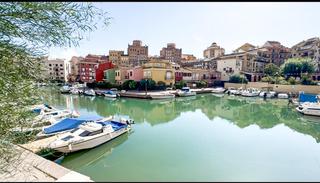 Pis a Port Saplaya. Oportunidad única! venta de piso en pequeña venecia con vistas a