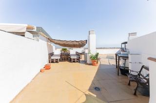 Ático  Avenida nyons. Ático con terraza de 104 m2