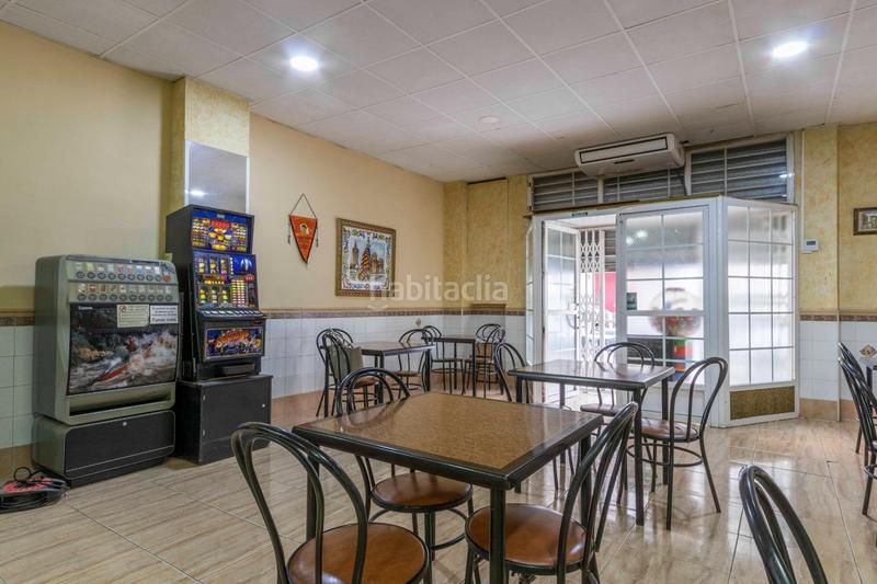 Foto 50862247-51ec-421b-abd2-ef89af355474. Lloguer local comercial a avenida de la virgen del rosario 15 a Massamagrell