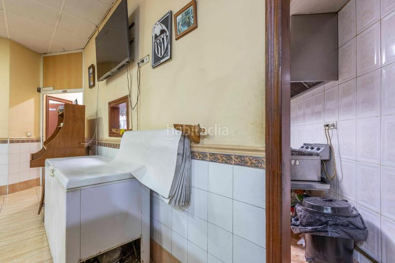 Foto b6a65185-68f6-492b-b63e-b959e917581e. Lloguer local comercial a avenida de la virgen del rosario 15 a Massamagrell