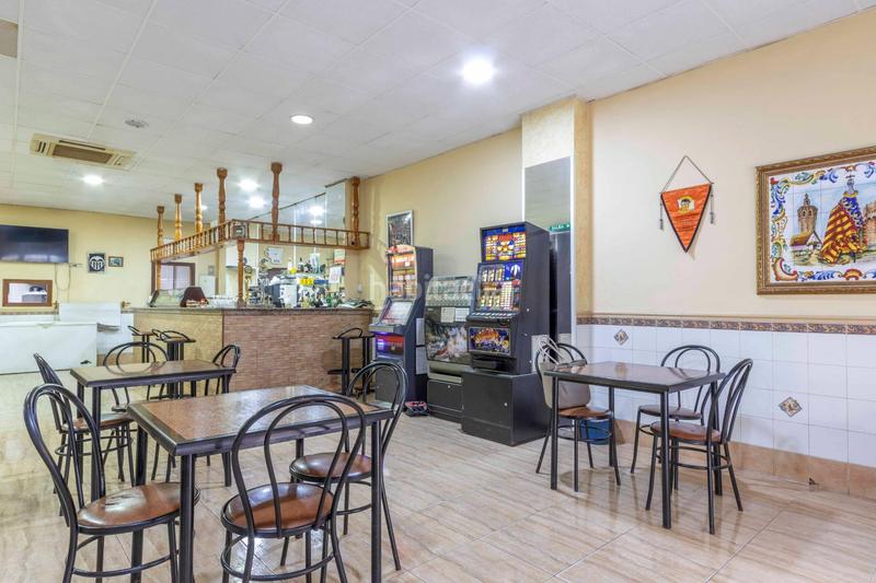 Foto dc6830ca-5520-48ca-a854-5c5aa78c542b. Lloguer local comercial a avenida de la virgen del rosario 15 a Massamagrell