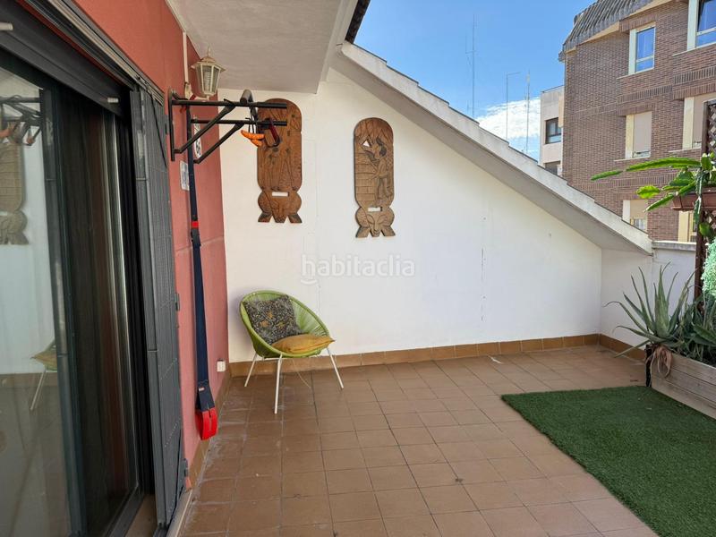 Foto e2d62d49-b251-4537-94d5-ce33b9dec315. Penthouse in calle san sebastian in Alfafar