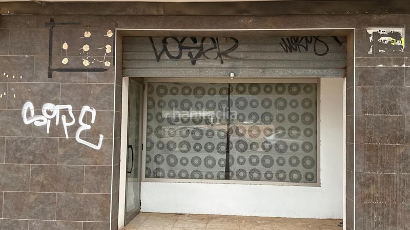 Foto 0637b0cf-d824-4e65-bf5d-4c0027f0b49d. Locale commerciale in Camí Reial Valencia