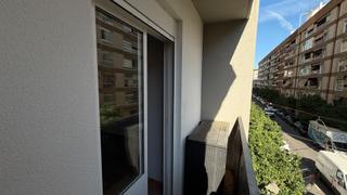 Appartement  Higinio noja (professor) 10. Excelente oportunidad en ayora! piso de 3 dormitorios listo para