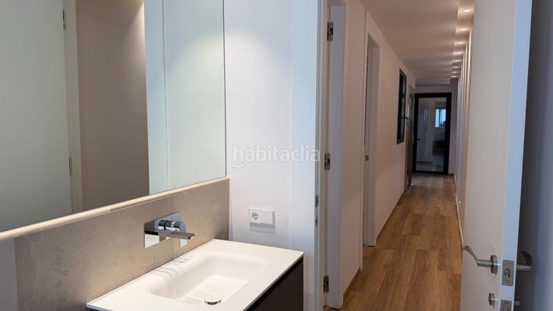 Foto 1e7c789b-ef2c-4009-b369-a3031c1e3e8c. Casa adossada a Silla