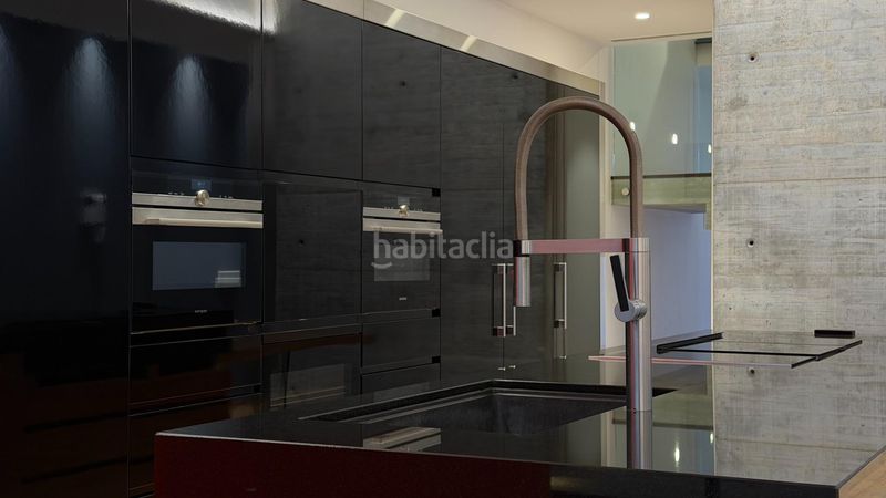 Foto 4309b870-508c-48f8-90e2-ac10ecdf034a. Casa adossada a Silla