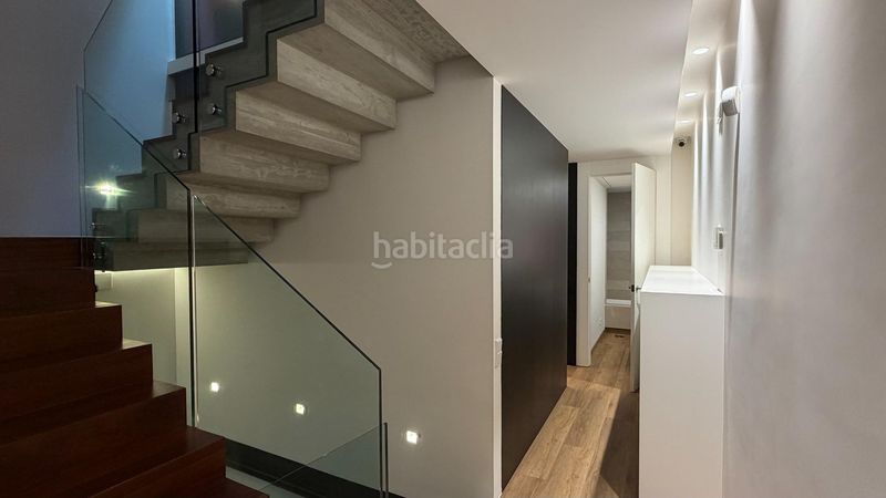 Foto 749e8092-3076-4595-9ad2-83ff4024e44e. Casa adossada a Silla