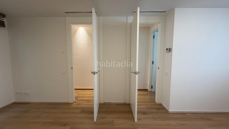 Foto 834ab522-1724-4761-8dc7-89064abac153. Casa adossada a Silla