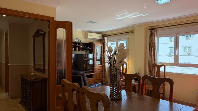 Foto b8bf7a99-dd72-4dd2-9893-444bb973ef07. Appartement dans amat granell mesado 40 dans Mont Olivet Valencia