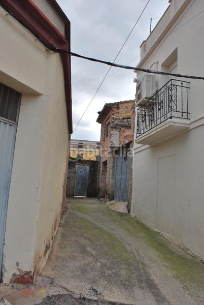 Foto 144594fd-4579-4c91-bf93-efae4e0f212b. Casa adossada amb aparcament a Jérica