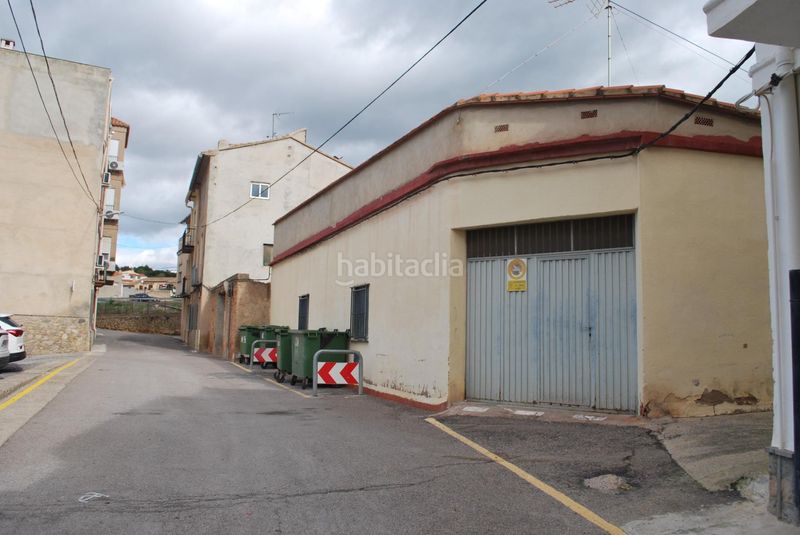 Foto 19175f61-0787-4bd9-b32d-b9ee2447aec3. Casa adossada amb aparcament a Jérica