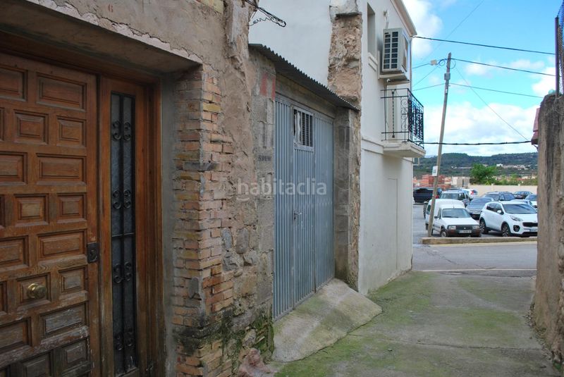 Foto b847b90e-cdee-4cce-ae46-4e17ef86ea48. Casa adossada amb aparcament a Jérica