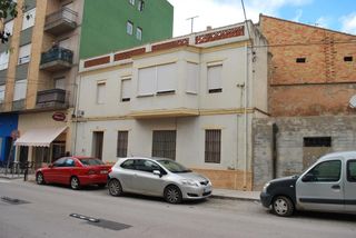 Casa adossada  Avenida de la constitución. Conjunto de 4 propiedades en venta en exclusiva en el corazón de