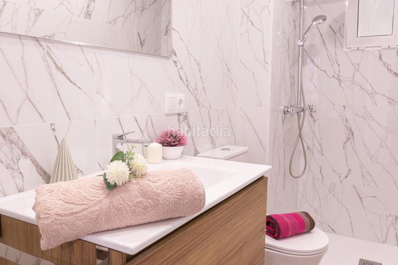 Foto 5c30631b-37ef-4374-a1c1-fc21db8598fa. Apartamento moderno, acogedor y renovado tu próximo hogar en monteolivete en Valencia