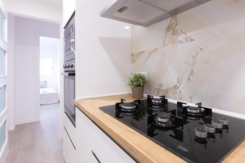 Foto 74ab1ad6-4bb0-4cd5-a90c-3ed7bcdd651b. Apartamento moderno, acogedor y renovado tu próximo hogar en monteolivete en Valencia